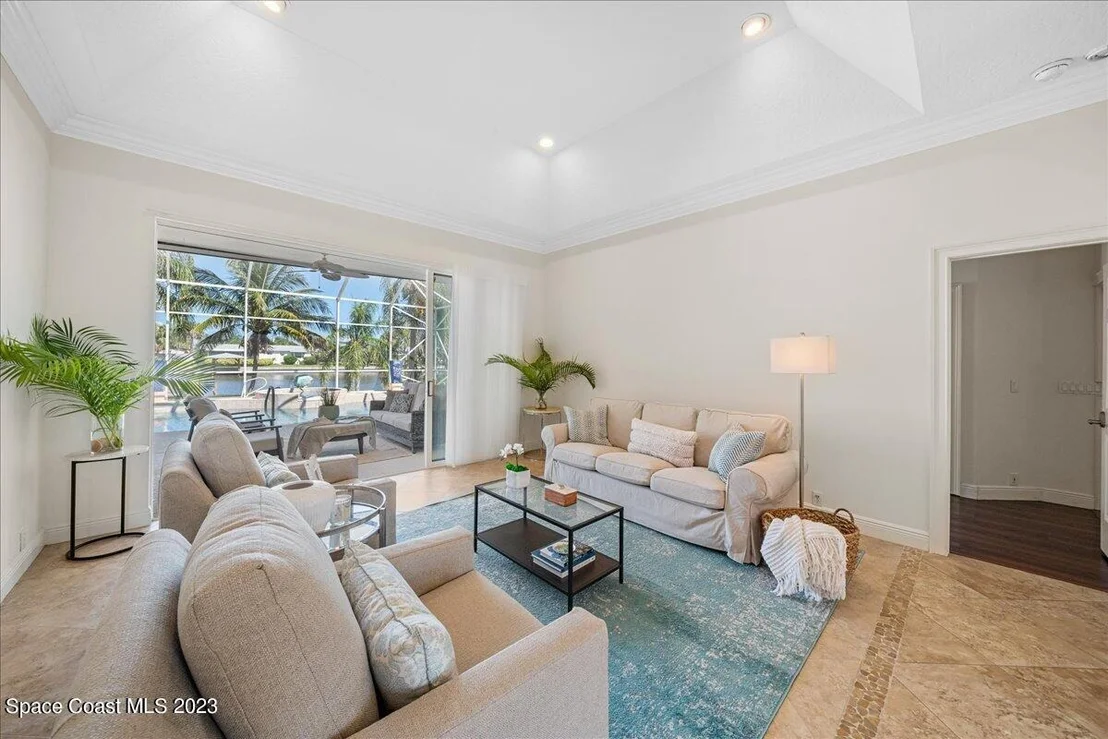 Photo of 208 Lanternback Island Drive