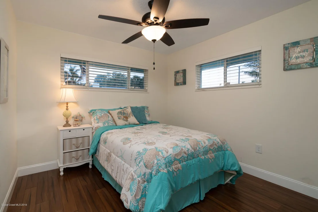 Photo of 484 Oak Ridge Drive