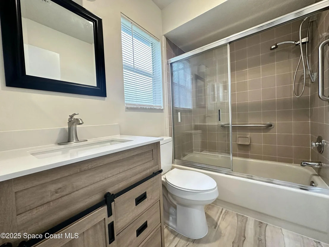 Photo of 4106 Twin Oaks Boulevard