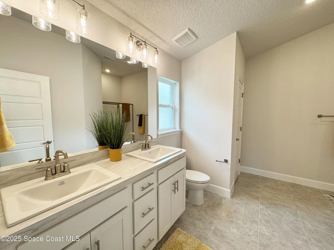 Photo of 1235 Kylar Drive NW