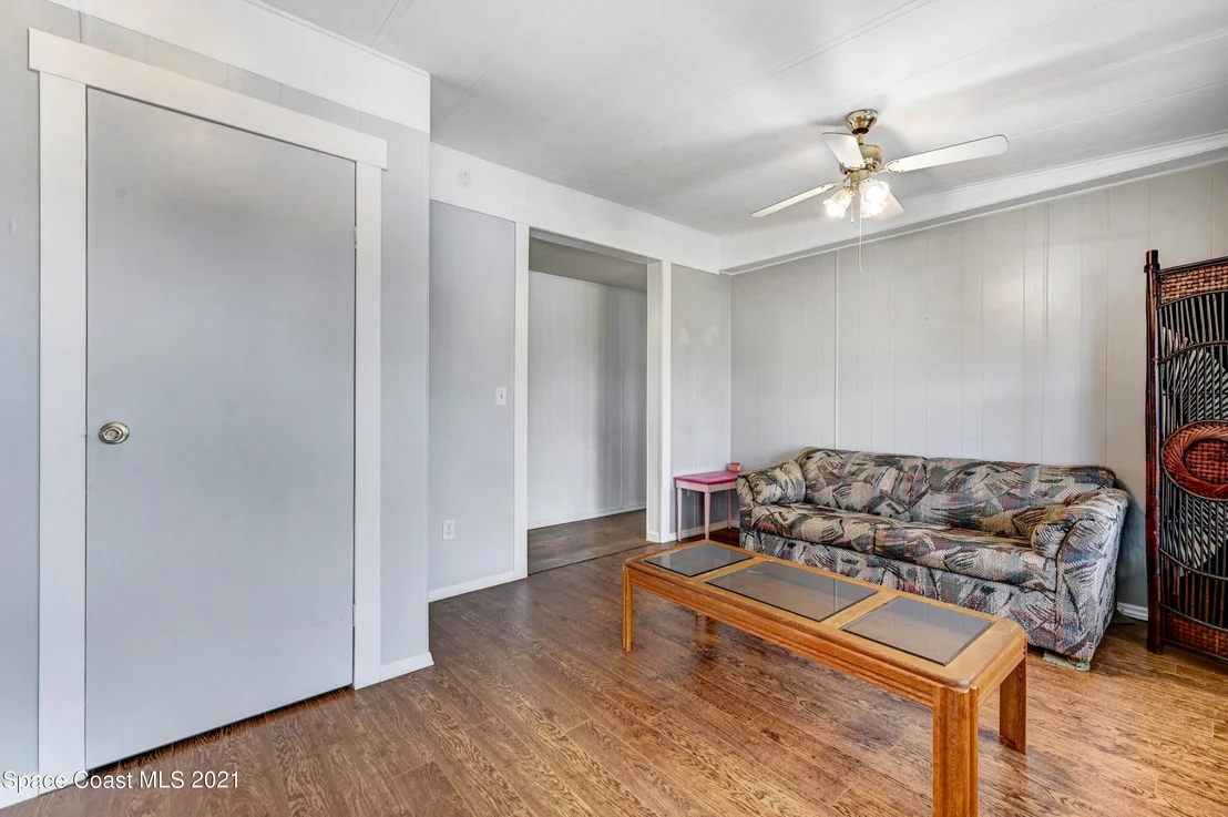 Photo of 566 Jean Circle