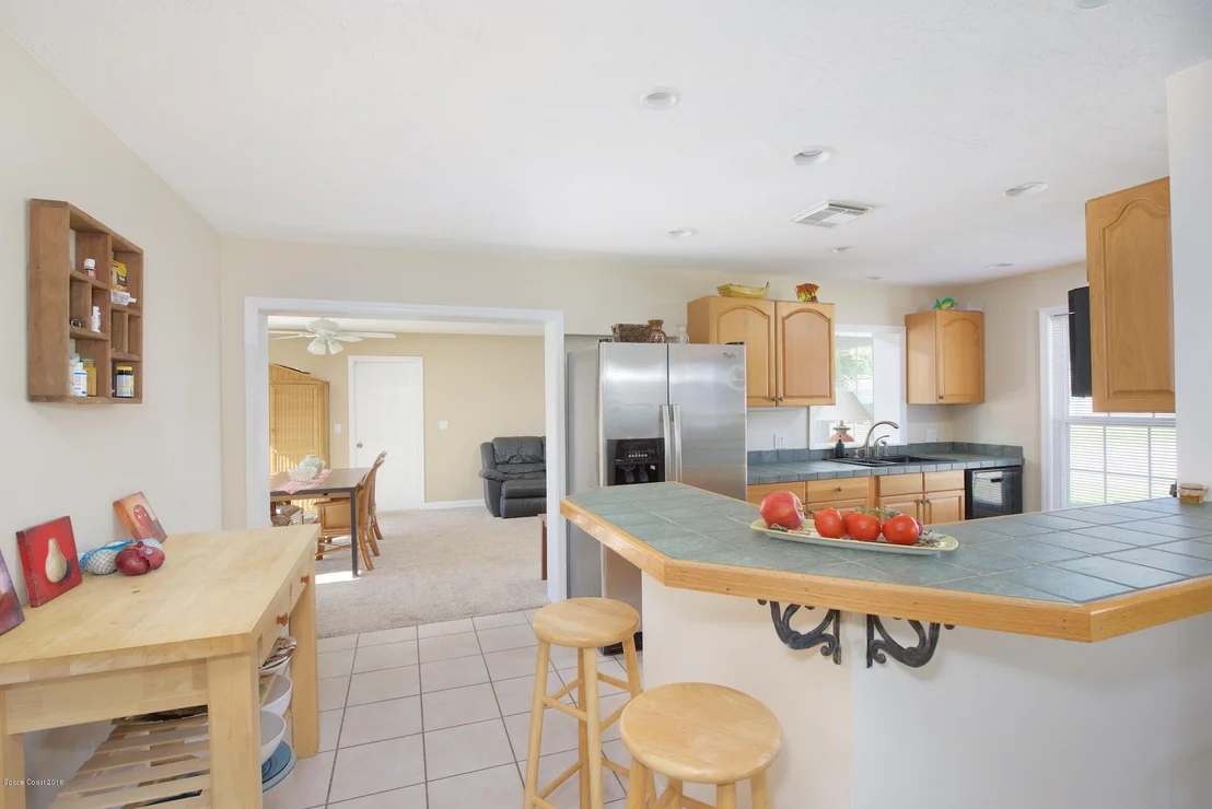 Photo of 2847 Pembroke Road