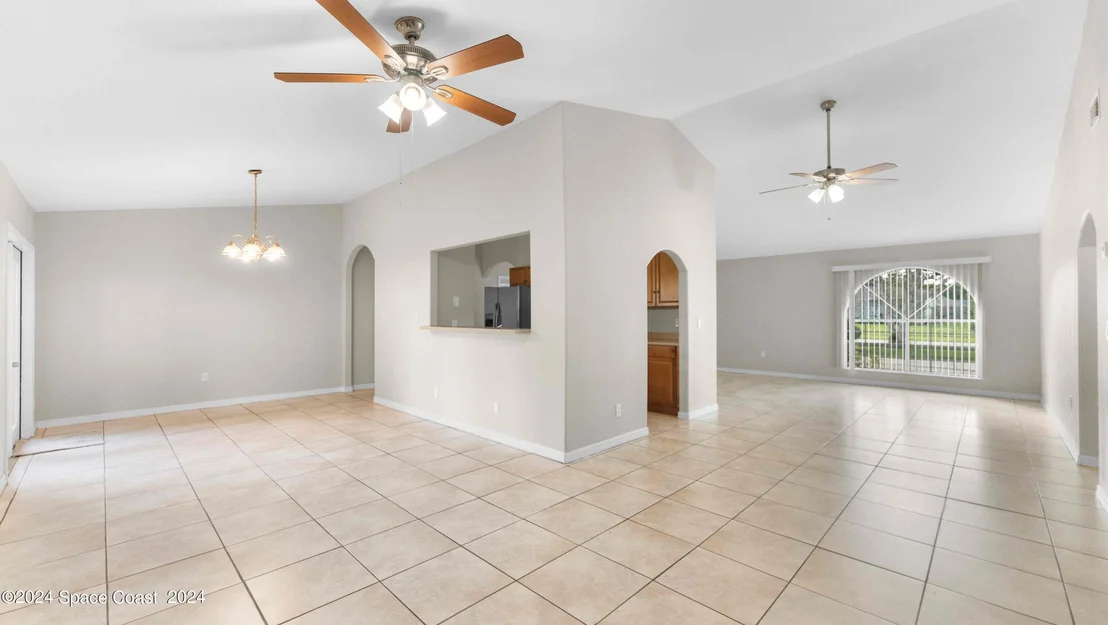 Photo of 814 Kara Circle