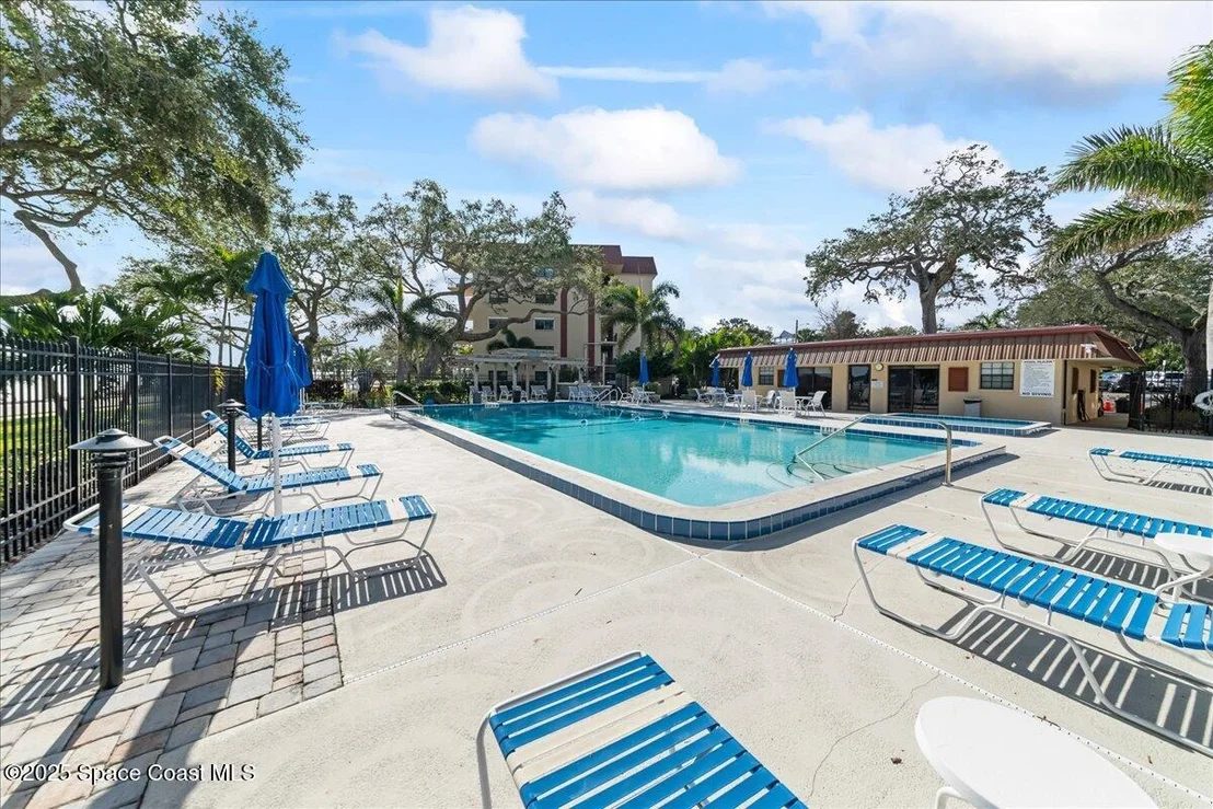 Photo of Unit 303 at 1049 Rockledge Drive