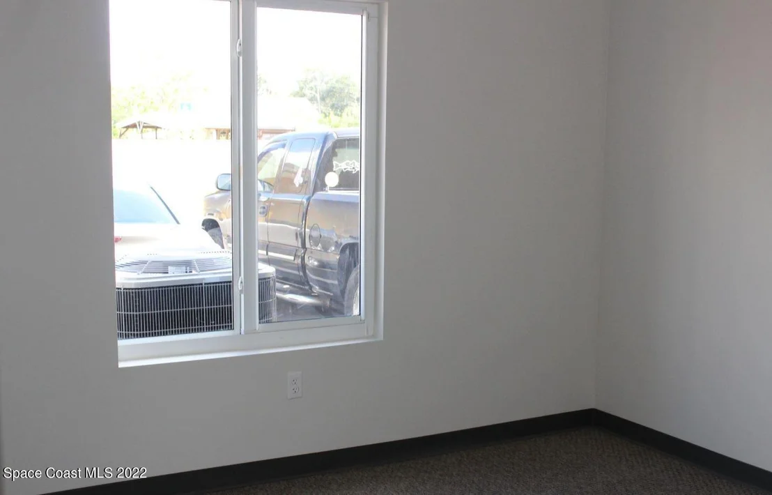 Photo of Unit 101 at 3155 Suntree Boulevard