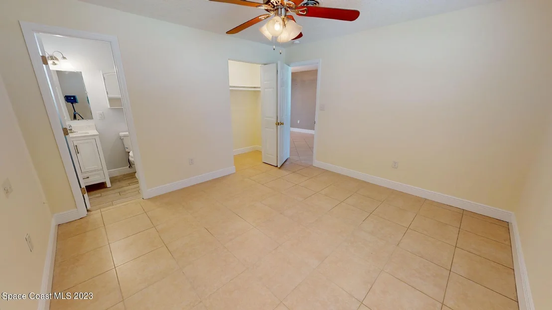 Photo of 1457 Albert Drive