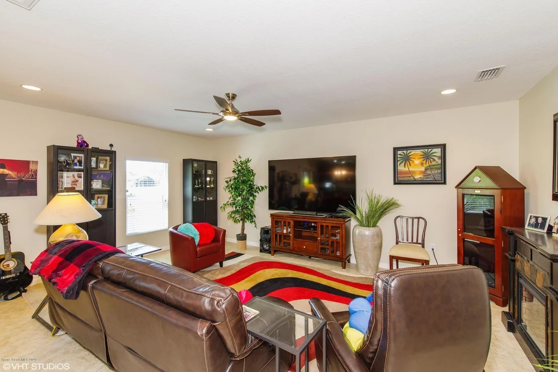 Photo of 520 Trymore Drive SE