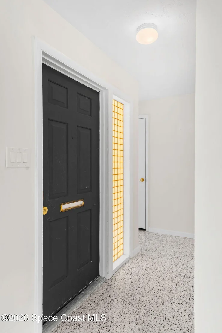 Photo of 462 Sandpiper Drive