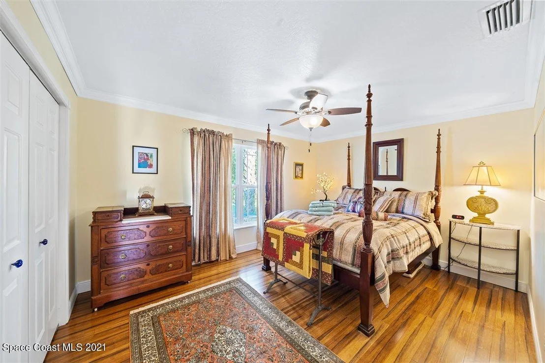 Photo of 270 Campbell Drive