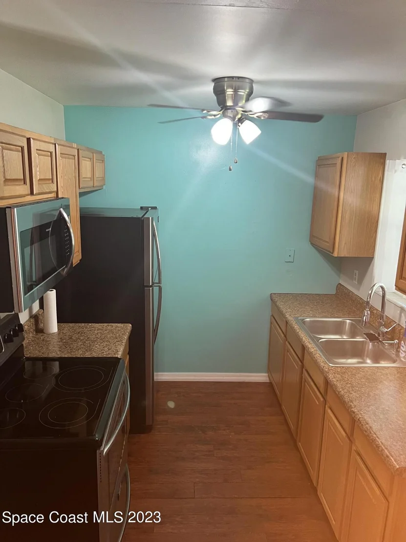 Photo of 1058 Barclay Drive