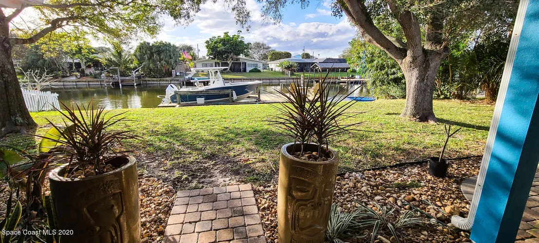 Photo of 37 Riverview Lane