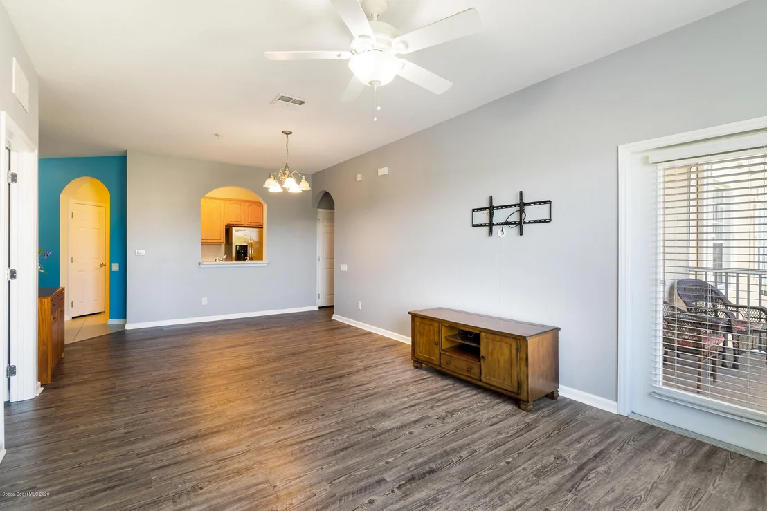 Photo of Unit 310 at 1576 Peregrine Circle