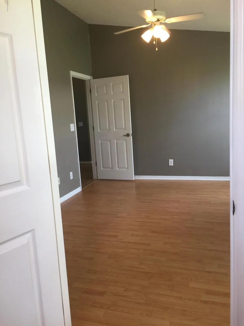 Photo of 1223 Goldenrod Circle NE