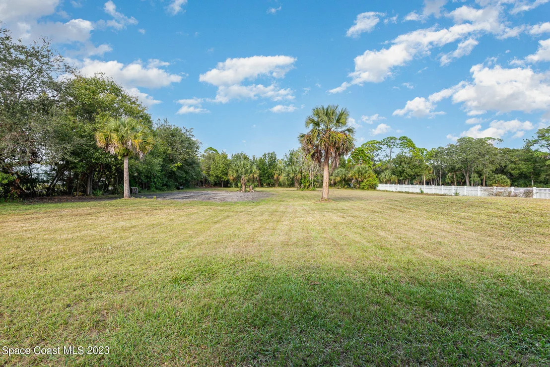 Photo of 4750 Rayburn Road