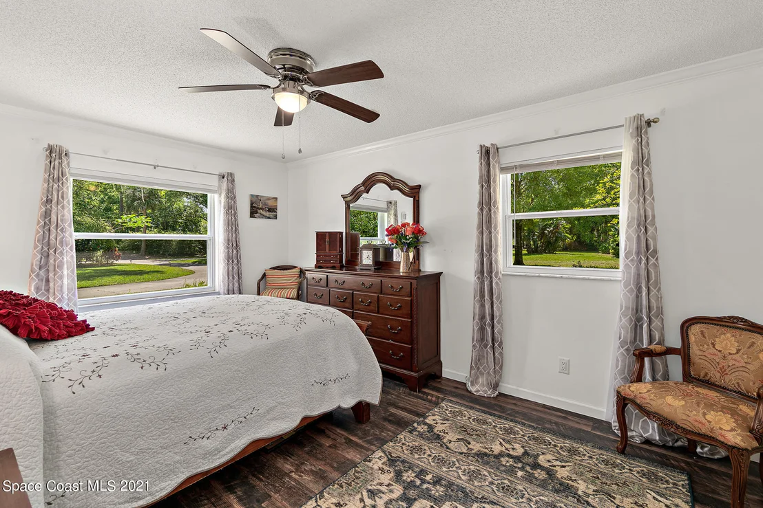 Photo of 1180 Ashlyn Drive