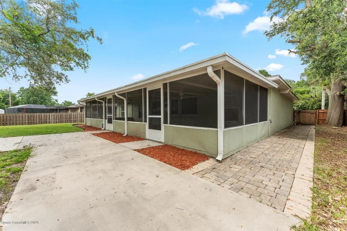 Photo of 6554 Bamboo Avenue