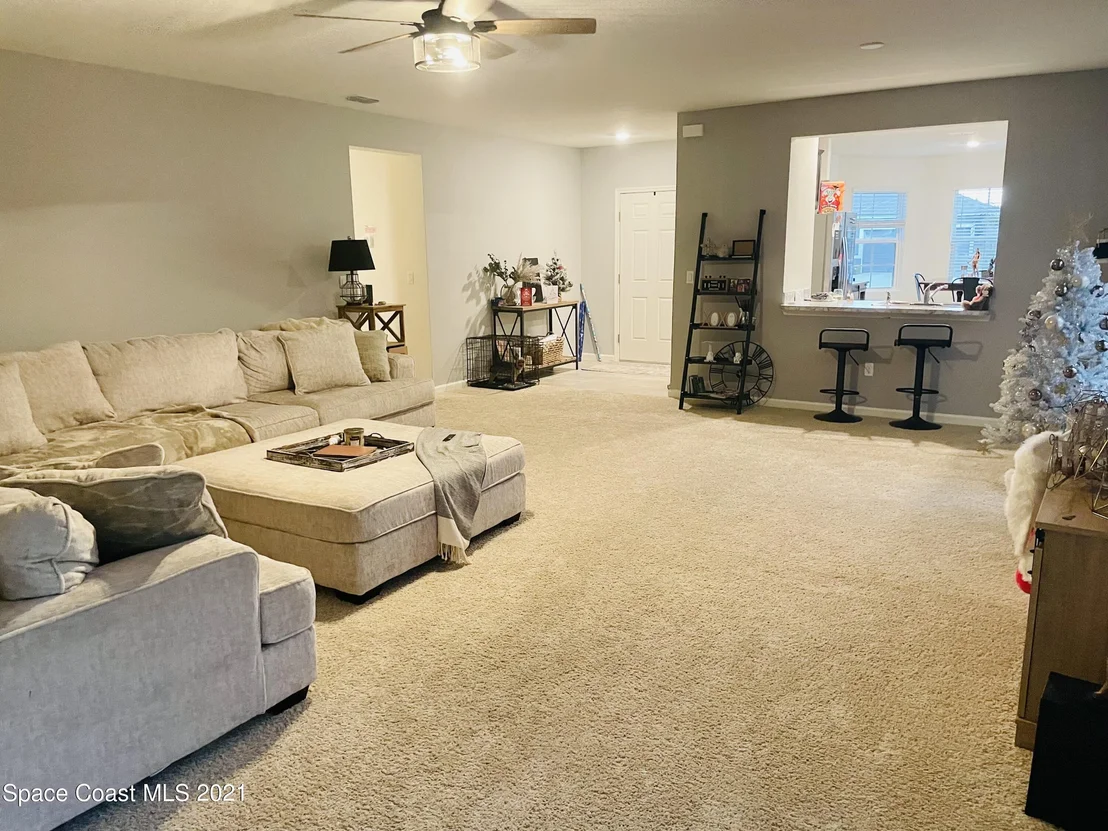 Photo of 560 Sorrento Drive