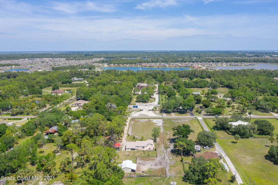 Photo of 3635 Hield Road