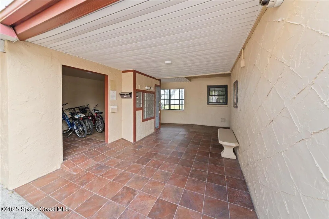 Photo of Unit 303 at 1049 Rockledge Drive