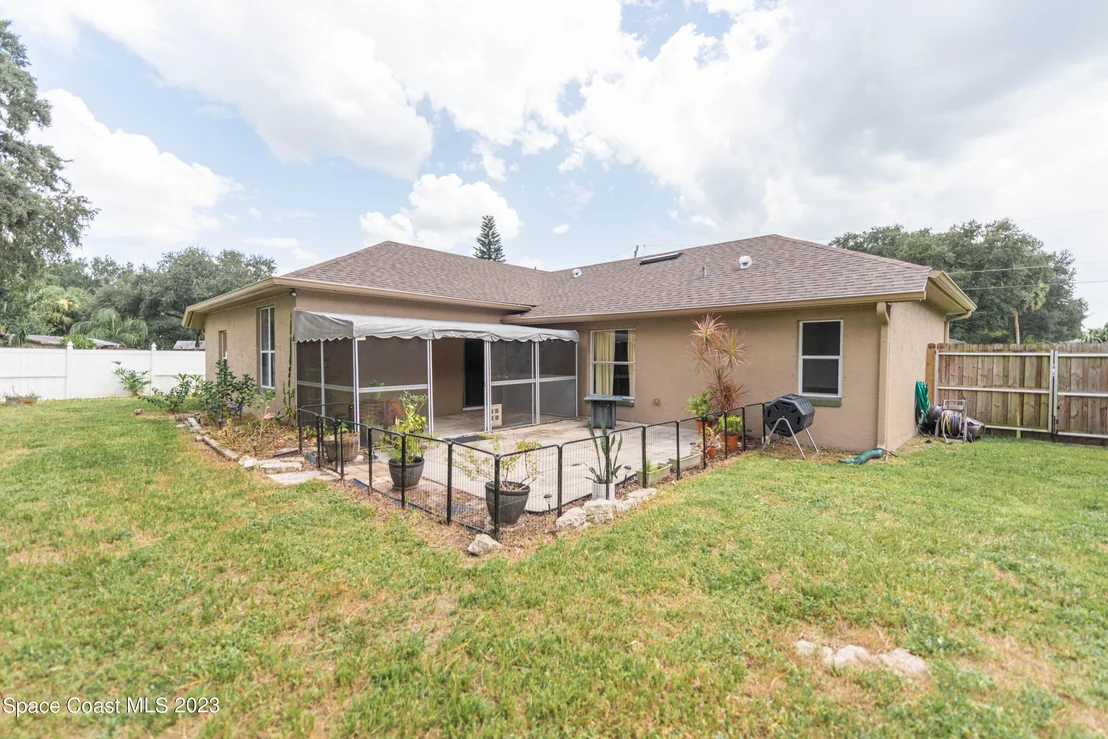 Photo of 5855 Granite Lane