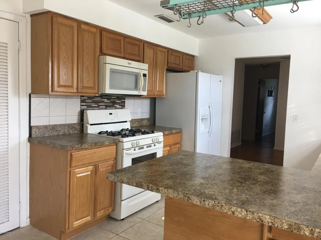 Photo of 987 Sarazen Drive