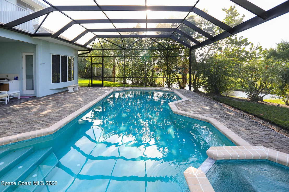 Photo of 923 Derby Lane
