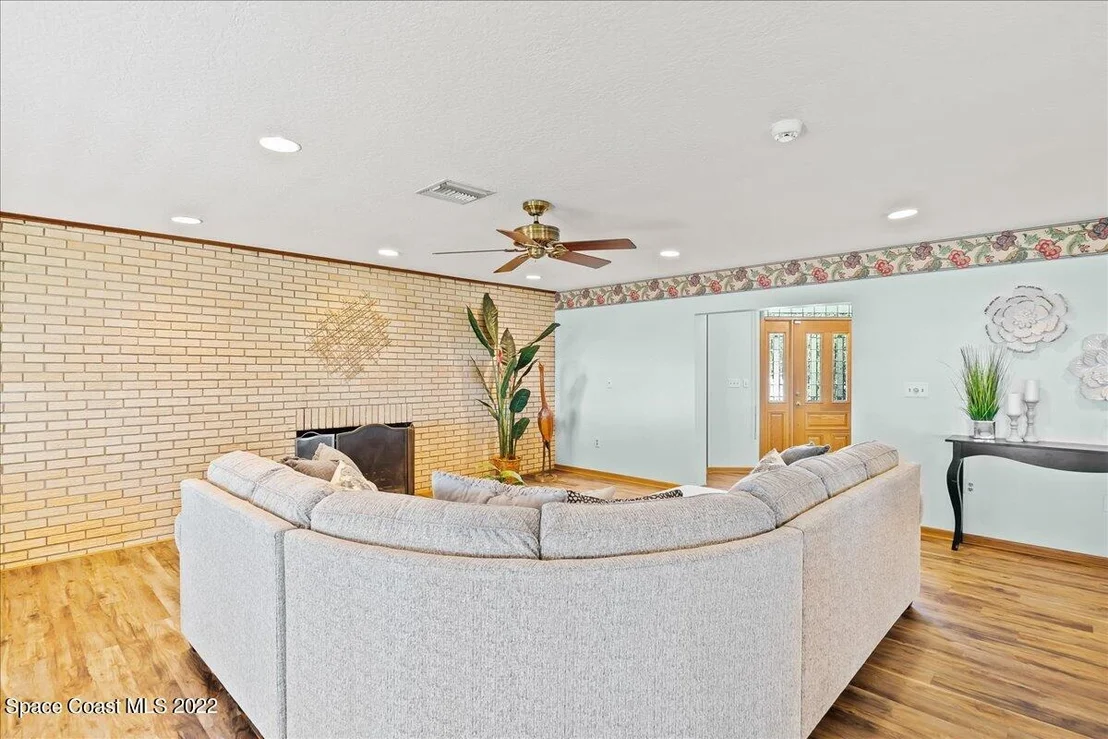 Photo of 1811 Rockledge Drive