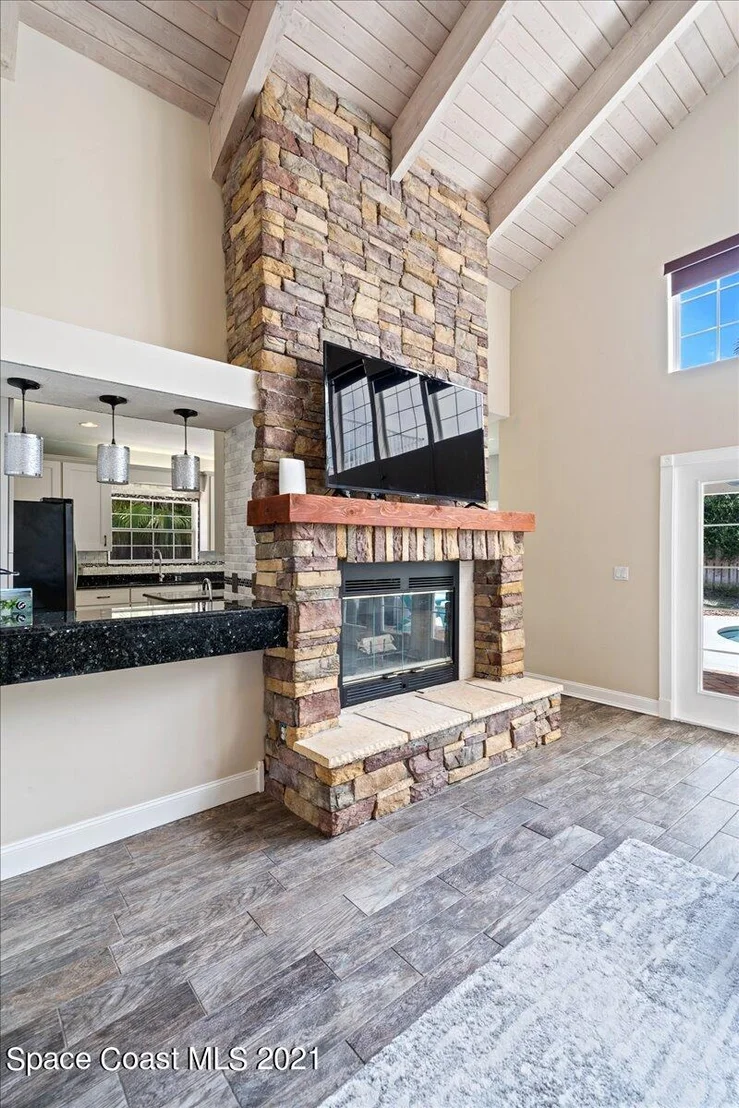 Photo of 505 Sanderling Drive