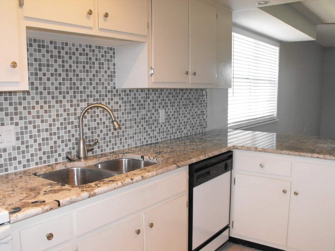 Photo of Unit 4 at 1020 Pine Tree Drive