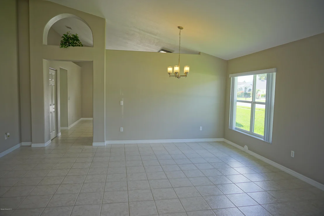 Photo of 816 Kaley Place