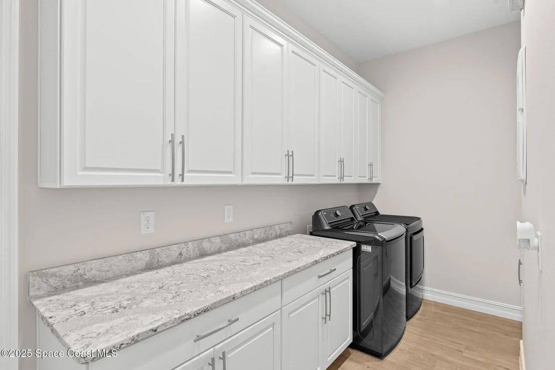 Photo of 2453 Donavan Court