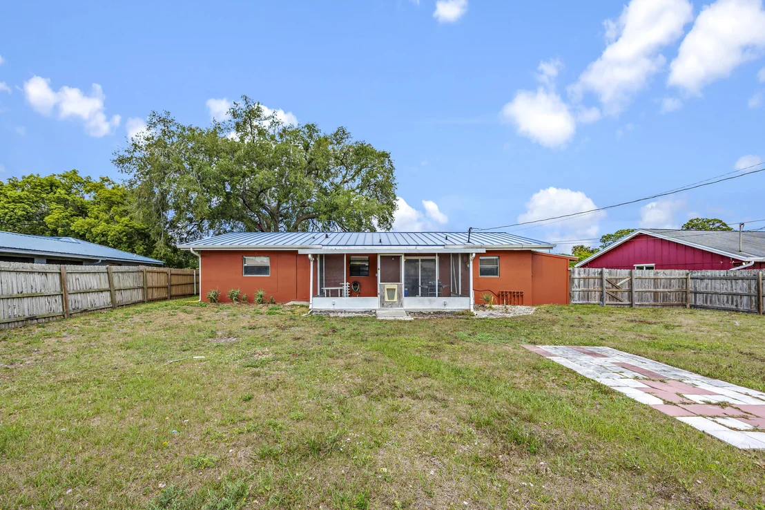 Photo of 631 Aloha Avenue