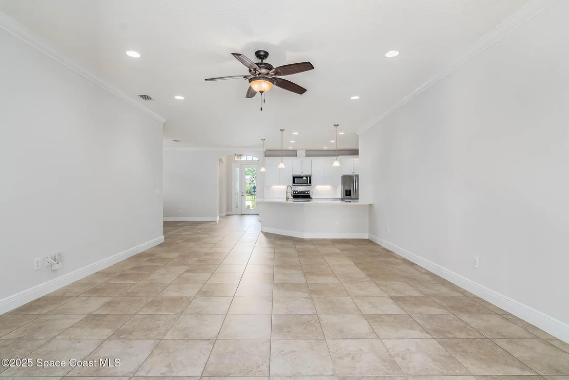 Photo of 8553 Drayton Circle
