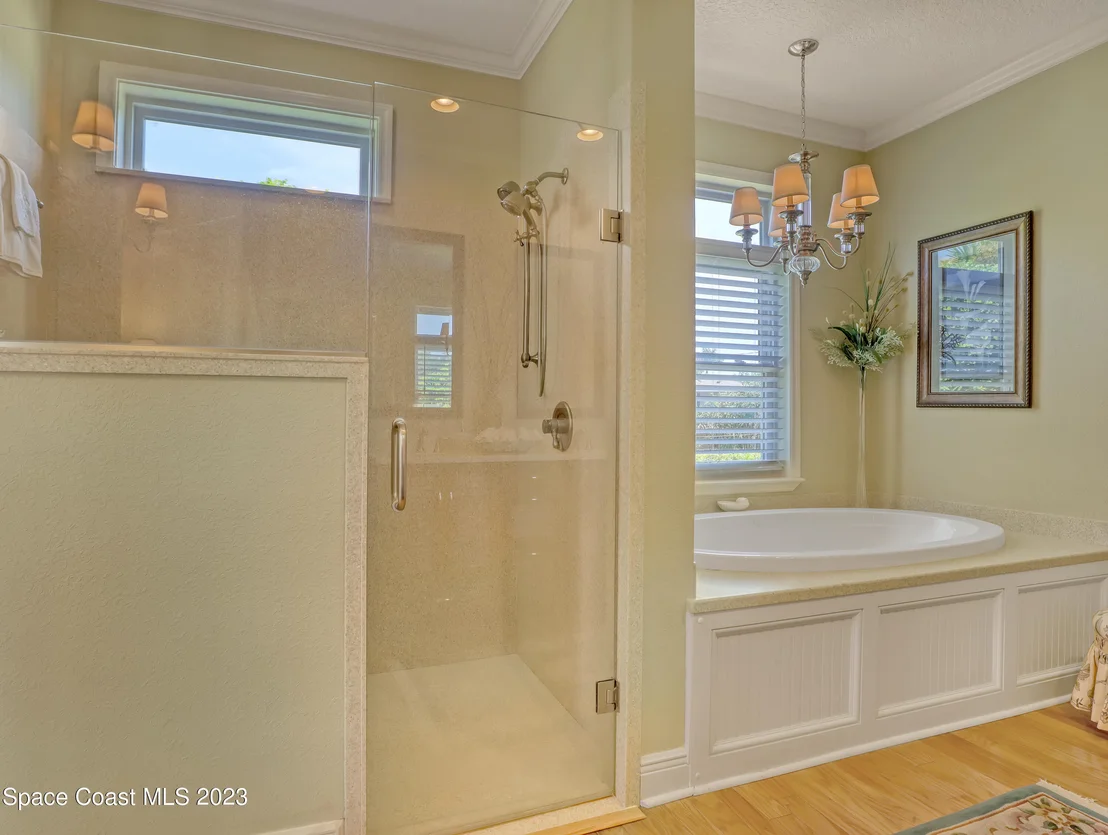 Photo of 972 W Whitmire Drive