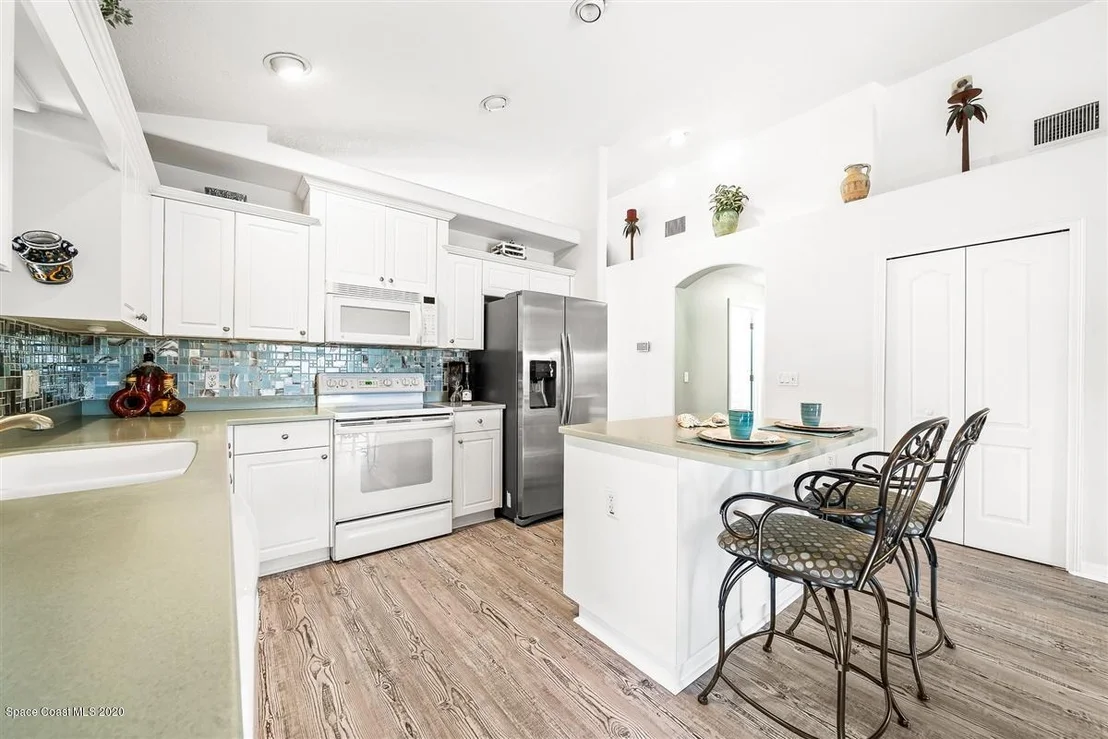 Photo of 1604 Timacuan Drive