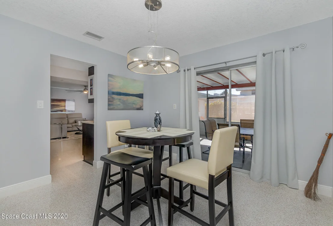 Photo of 3513 Hilltop Lane
