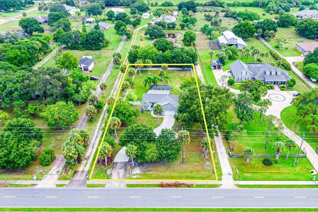 Photo of 4005 Post Road