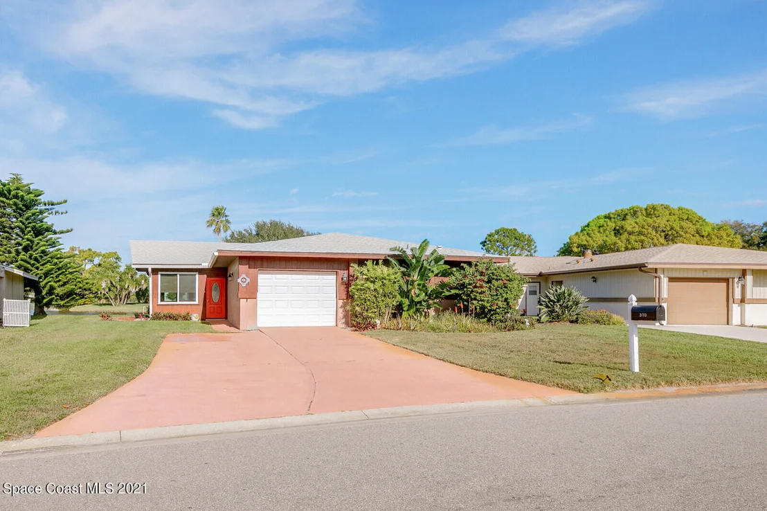 Photo of 310 Bayhead Drive