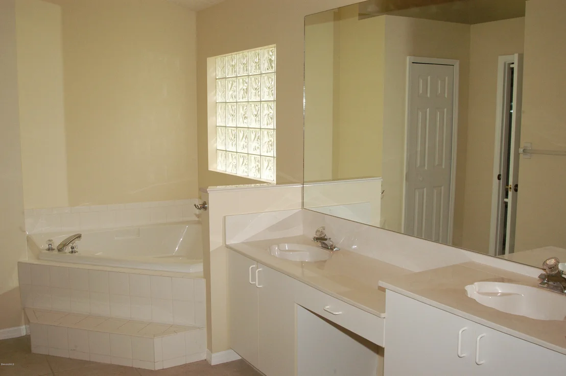Photo of 1683 Rustic Way