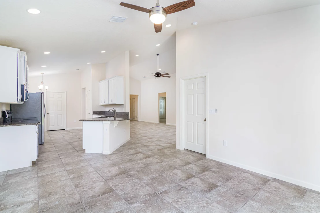 Photo of 1555 Fuji Drive