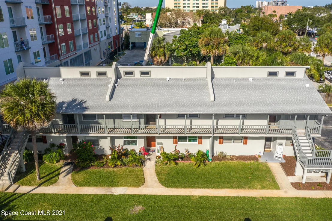 Photo of Unit 202 at 2012 Grant Place