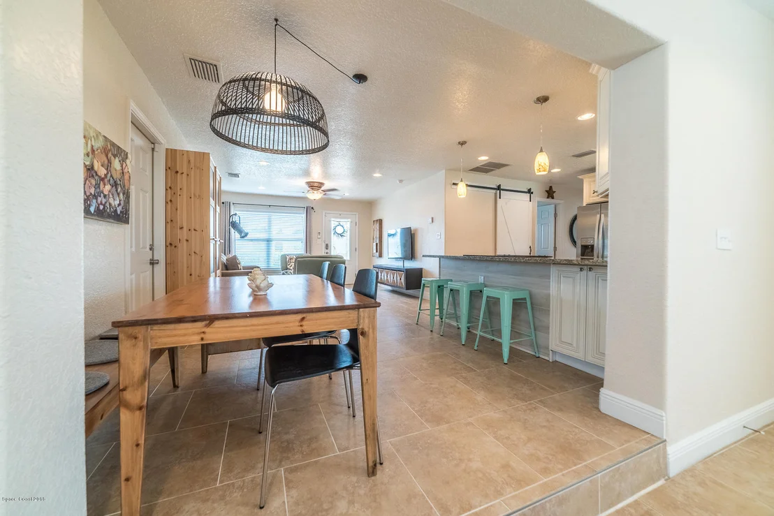 Photo of 280 Albatross Drive