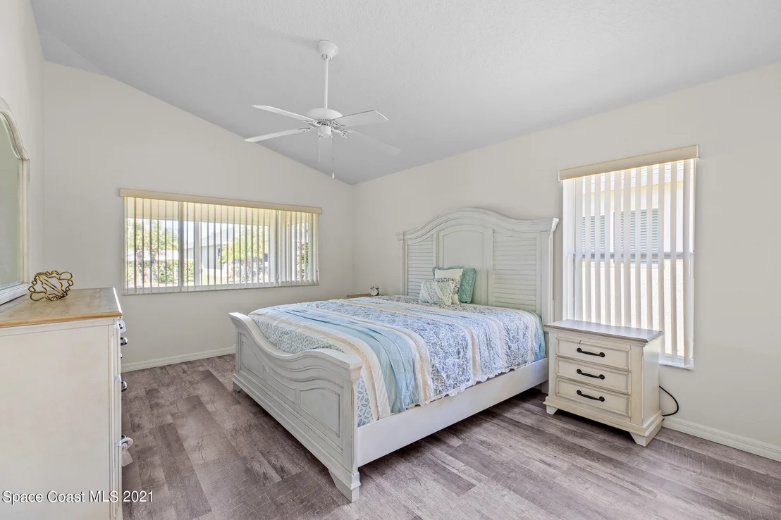 Photo of 1400 Indian Oaks Drive