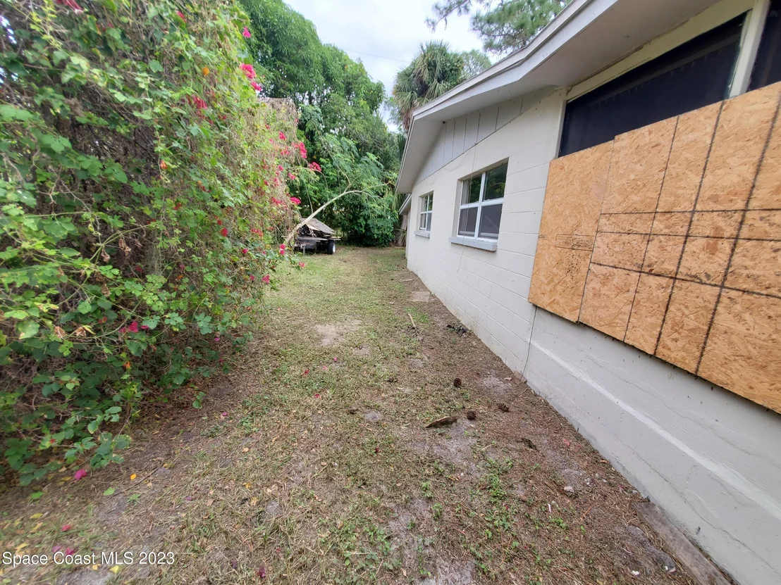 Photo of 708 Ixora Avenue