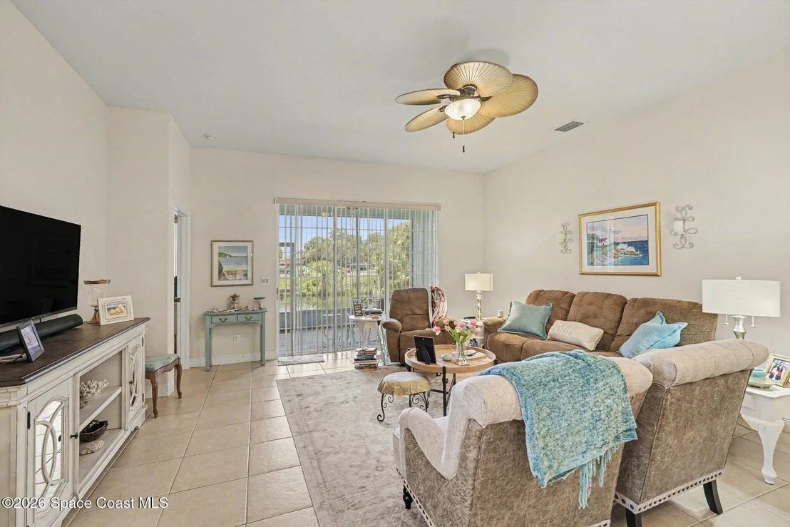 Photo of 1022 Eleuthera Drive NE