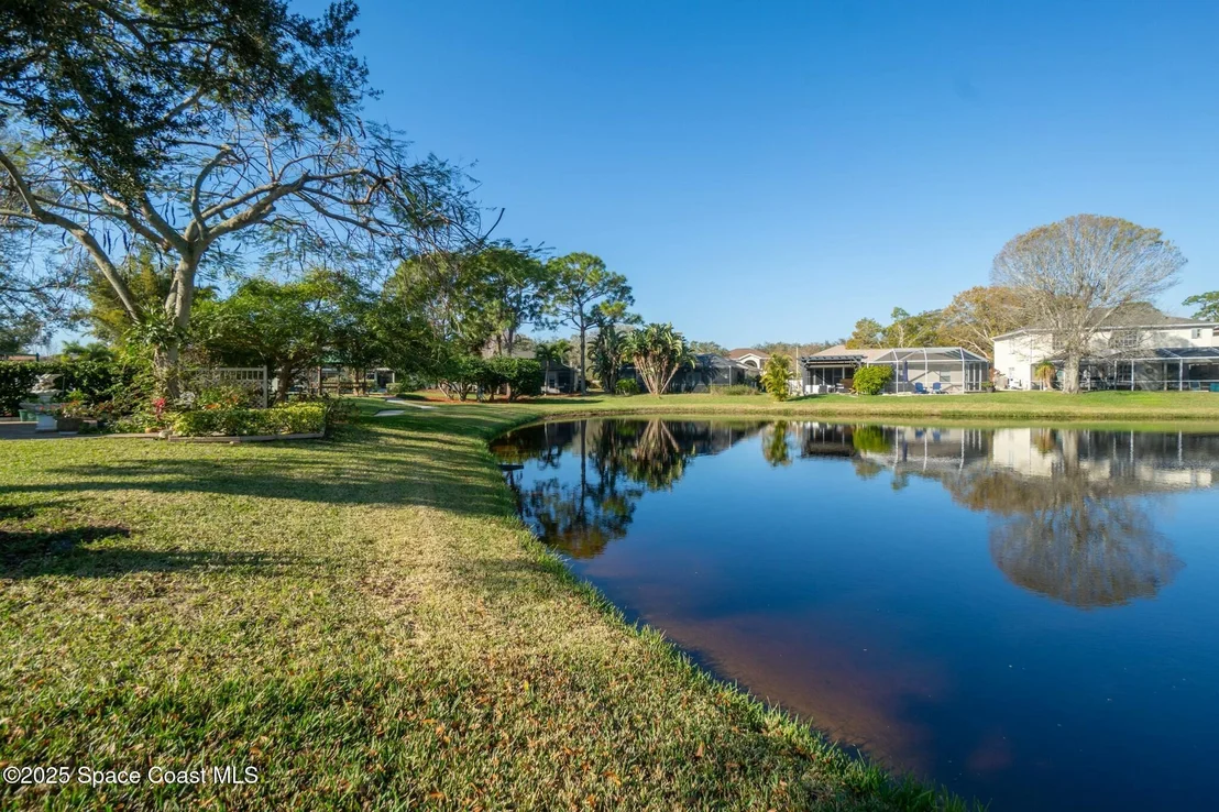 Photo of 6996 Hammock Lakes Drive