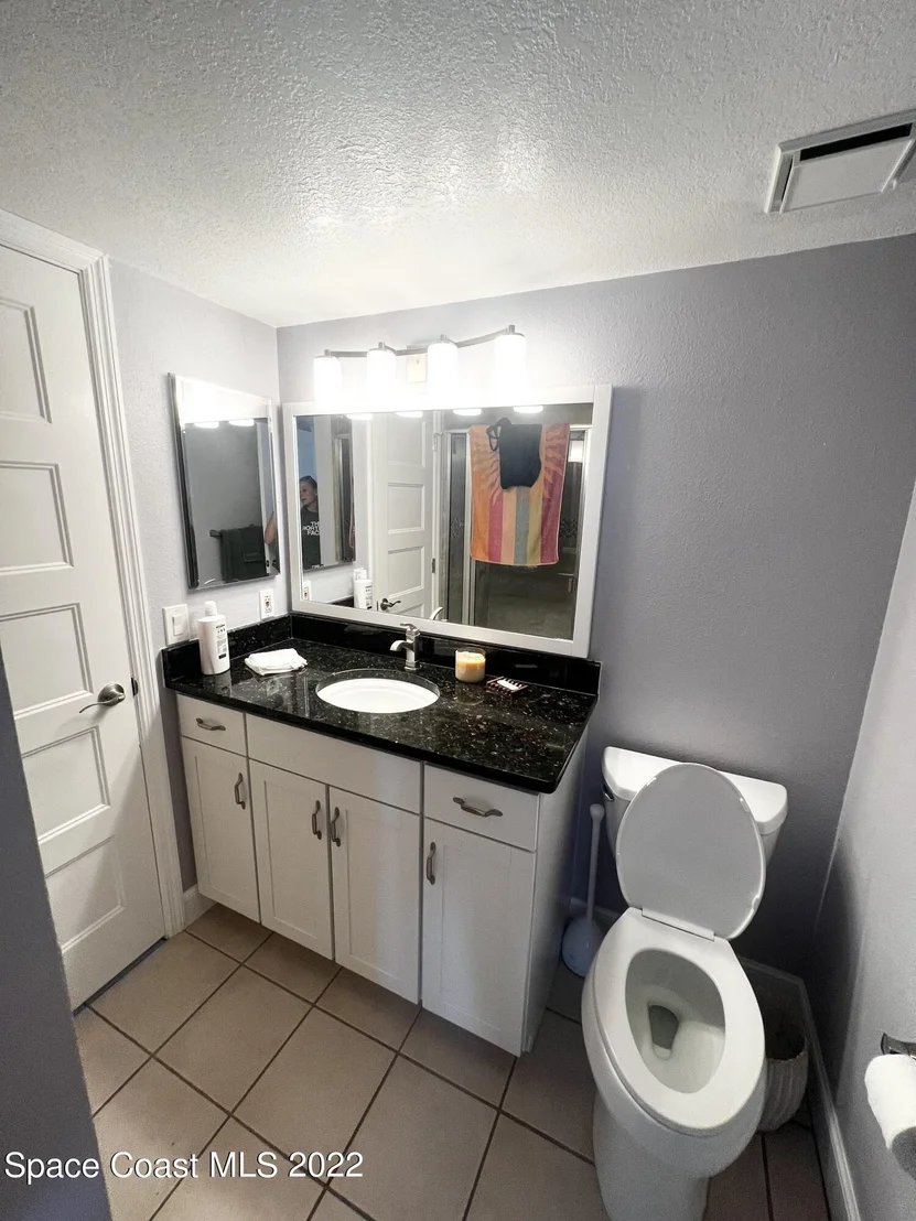 Photo of Unit 1305 at 1700 Commodore Boulevard