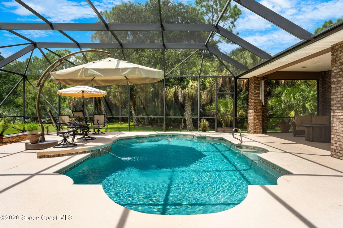 Photo of 5453 The Willows Drive