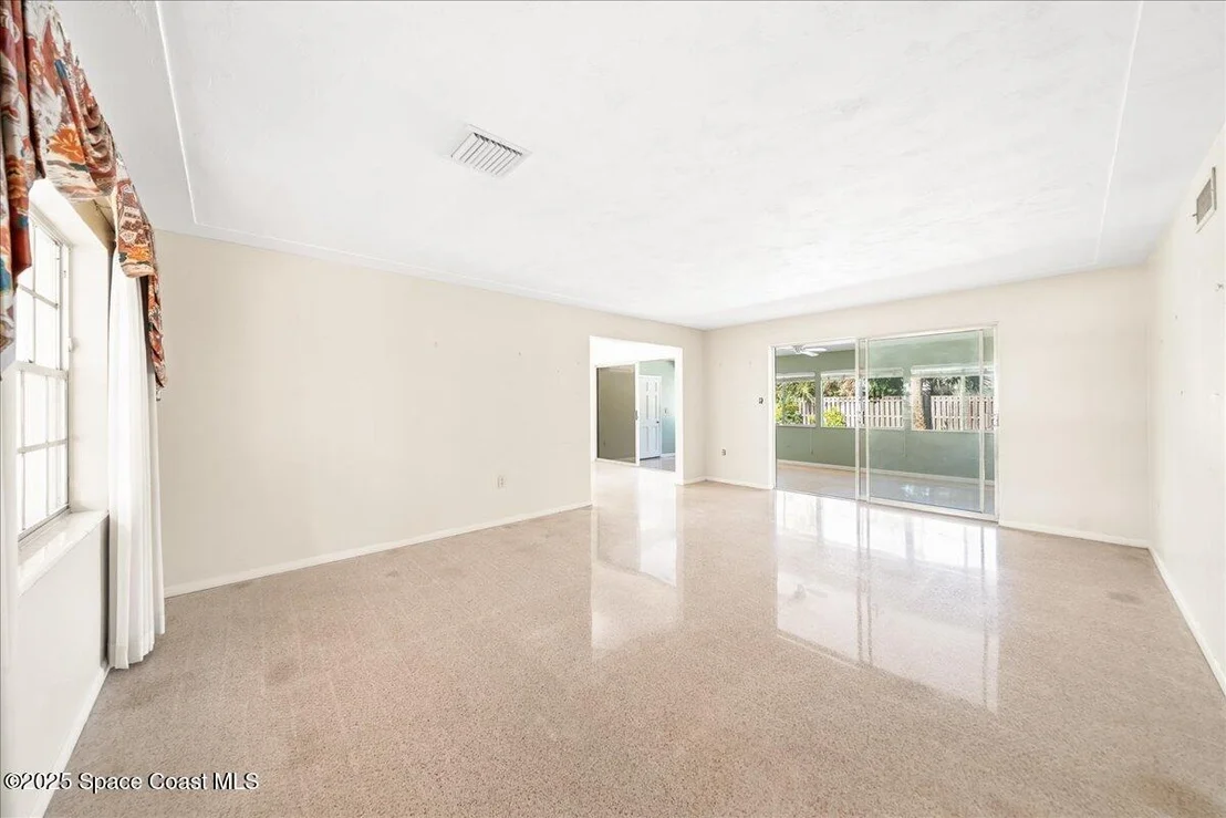 Photo of 302 Surf Road