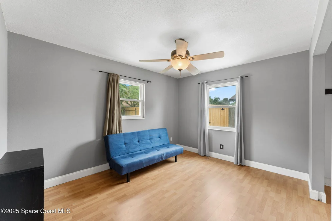 Photo of 2807 Golfview Drive